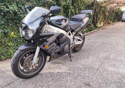 Honda CBR 900 RR (1996 - 97) usata