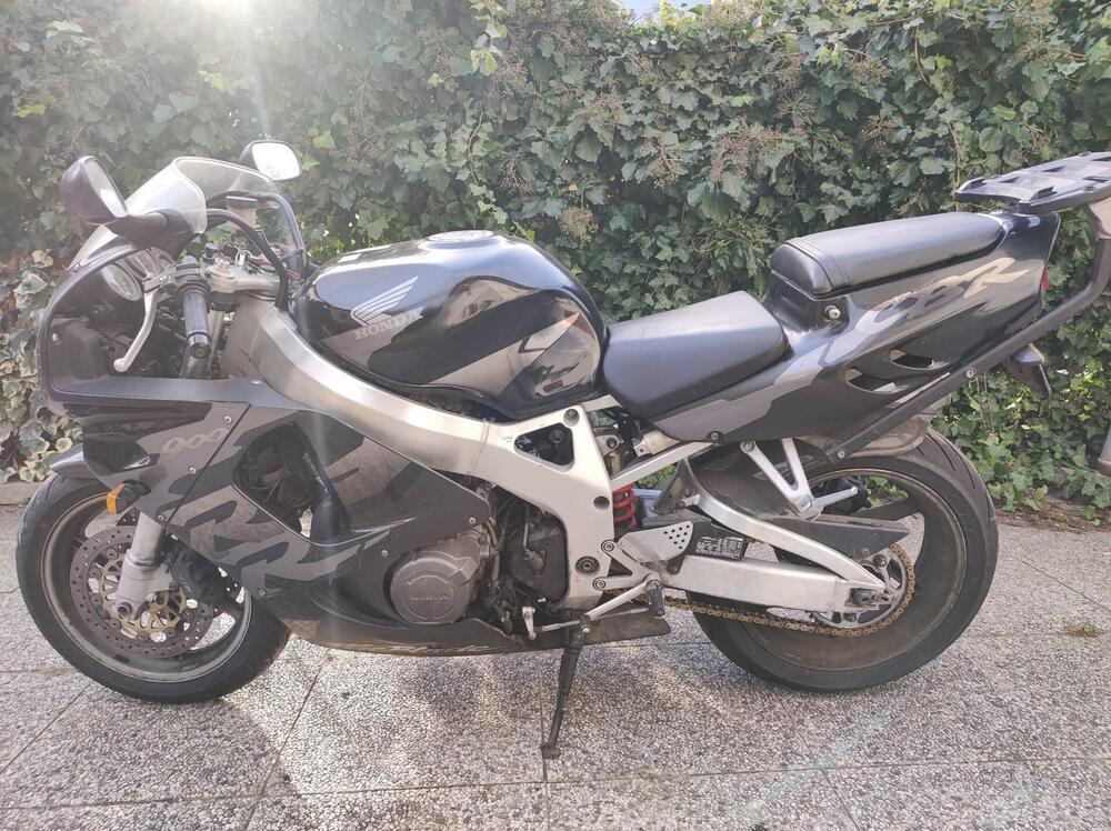 Honda CBR 900 RR (1996 - 97) (4)