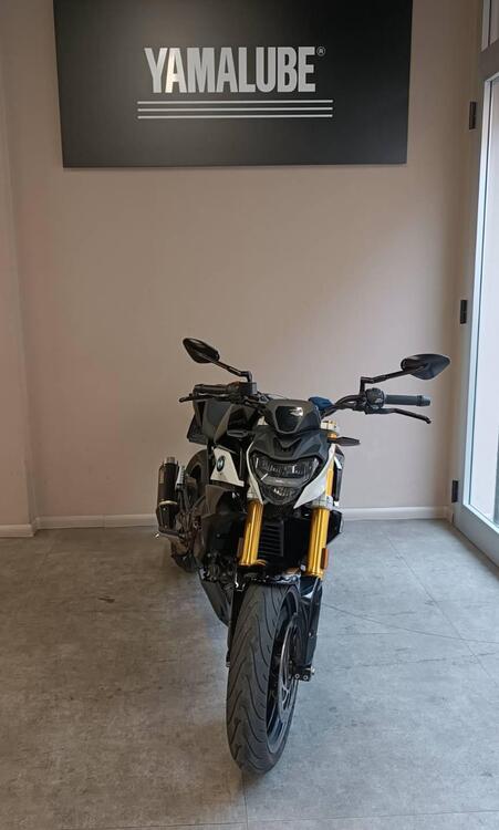 Bmw G 310 R (2021 - 25) (3)