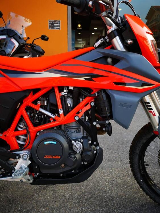 KTM 690 Enduro R (2022 - 24) (3)