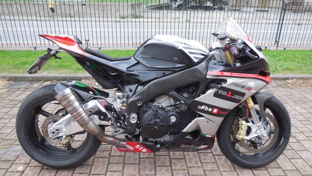 Aprilia RSV4 RR APRC ABS (2011 - 15) (4)