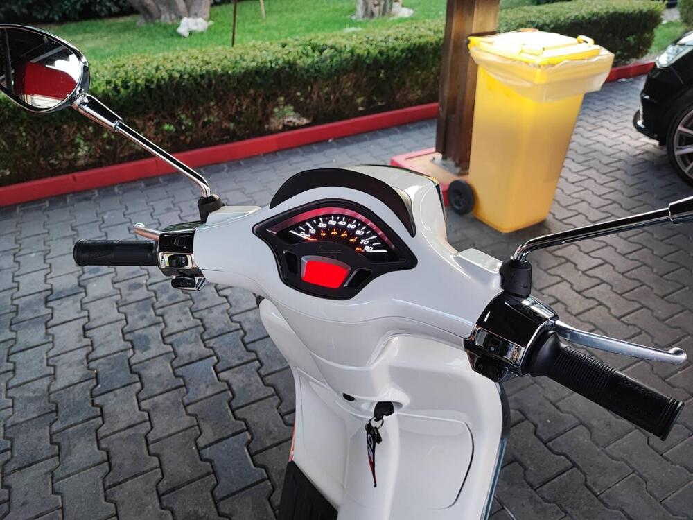 Vespa Sprint 50 4T 3V (2018 - 20) (5)