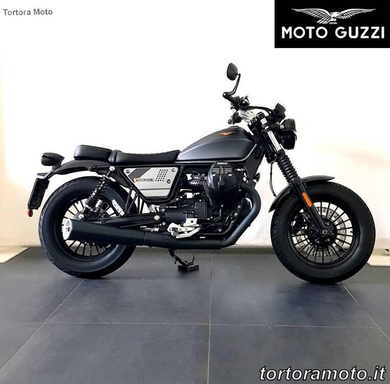 Moto Guzzi V9 Bobber (2021 - 24) (2)