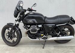 Moto Guzzi V7 Stone (2012 - 15) usata