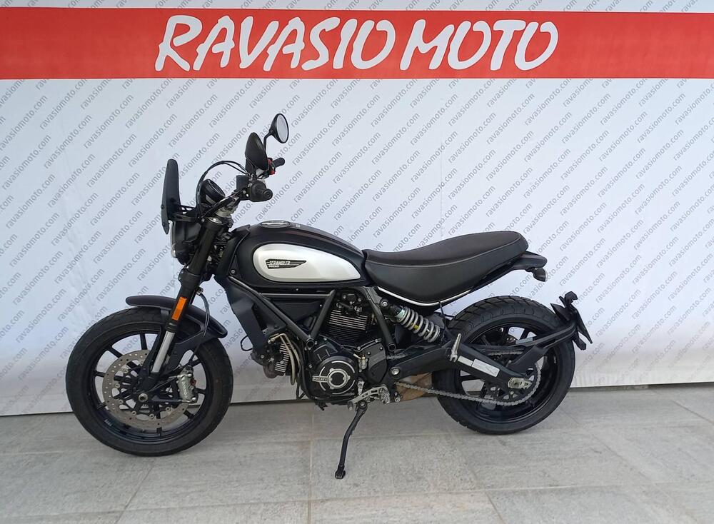 Ducati Scrambler 800 Icon Dark (2021 - 22) (2)