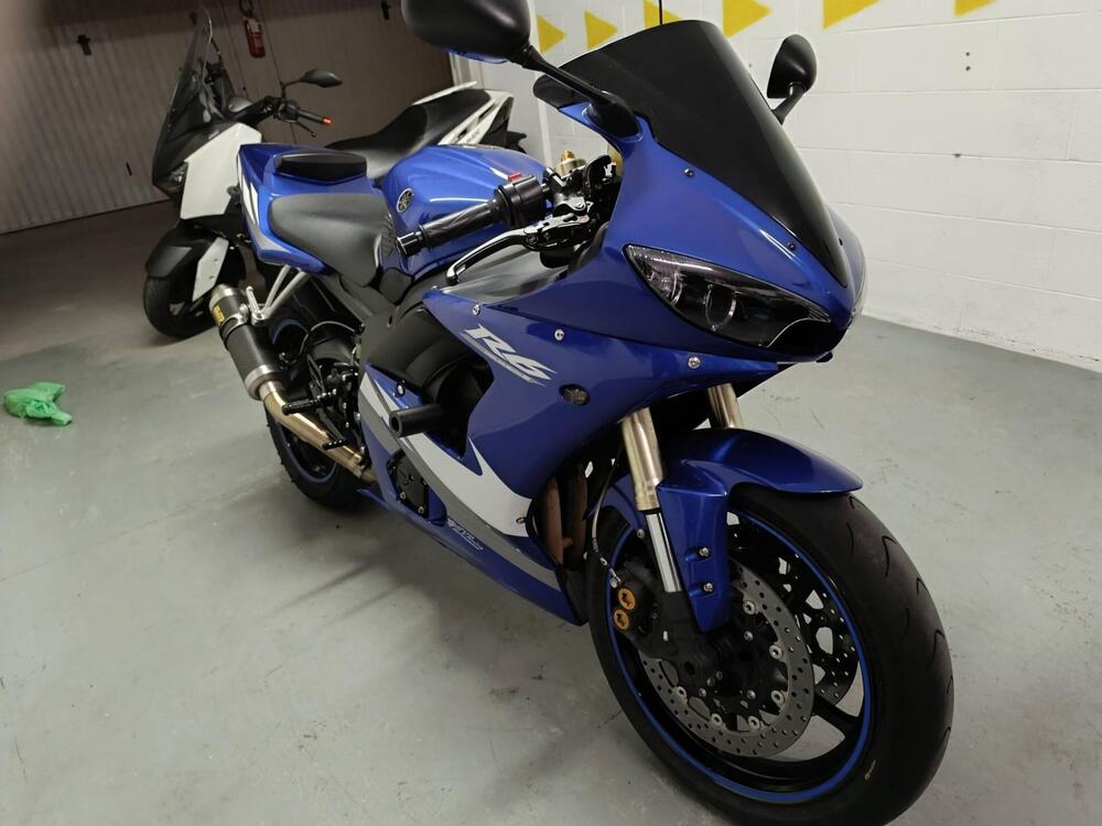 Yamaha YZF R6 (2005) (2)