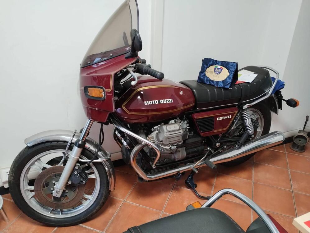 Moto Guzzi 850 T4