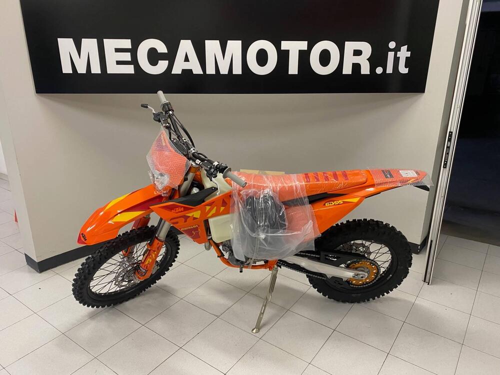 KTM EXC 350 F Six Days (2025)