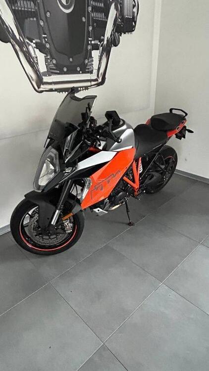 KTM 1290 Super Duke GT ABS (2016 - 18) (3)