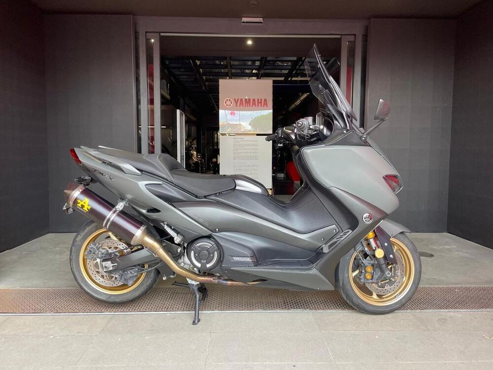 Yamaha T-Max 560 Tech Max (2021)