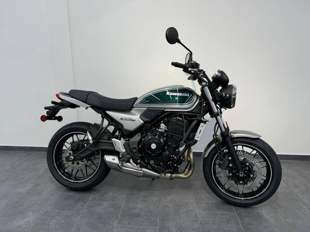 Kawasaki Z 650 RS (2022 - 25) (2)