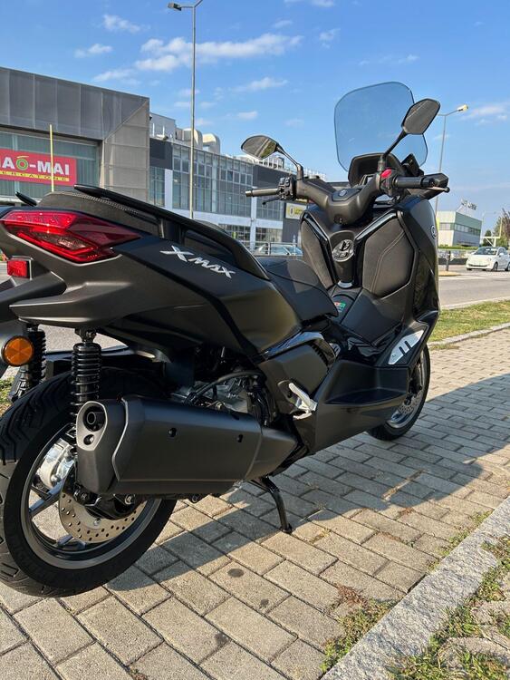 Yamaha X-Max 300 Tech Max (2021 - 24) (4)