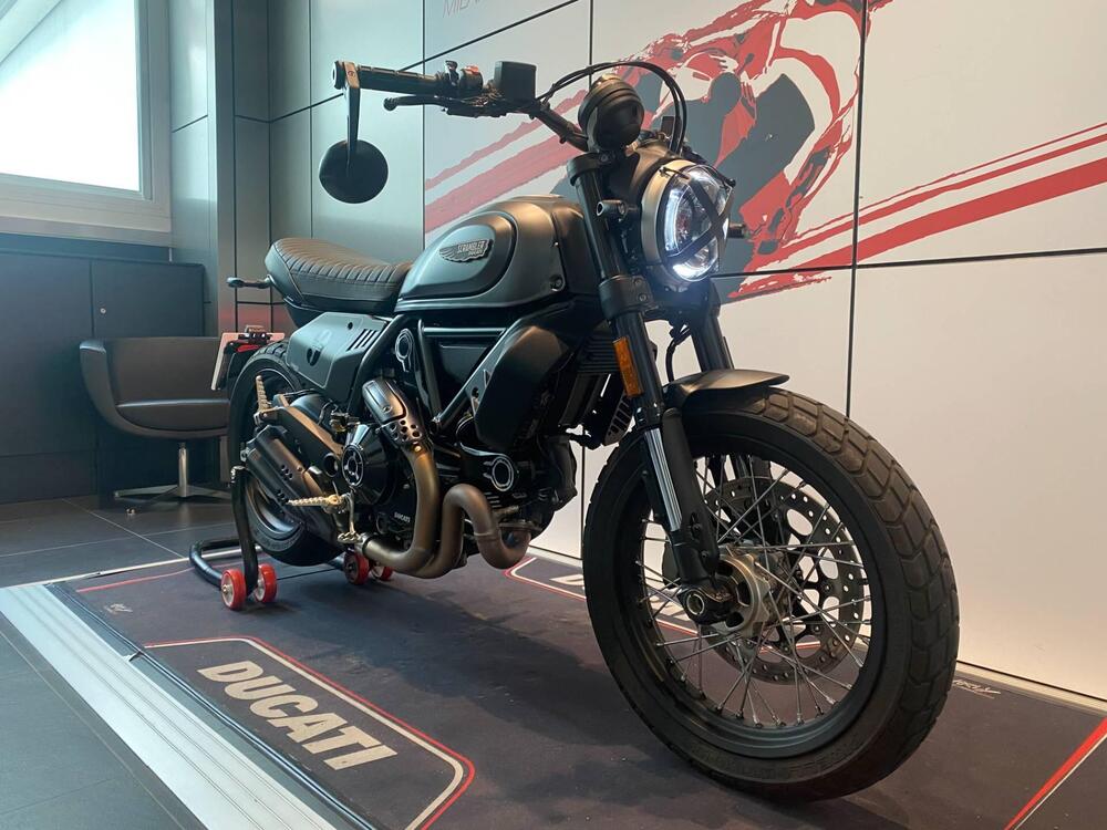 Ducati Scrambler 800 Night Shift (2021 - 22) (2)