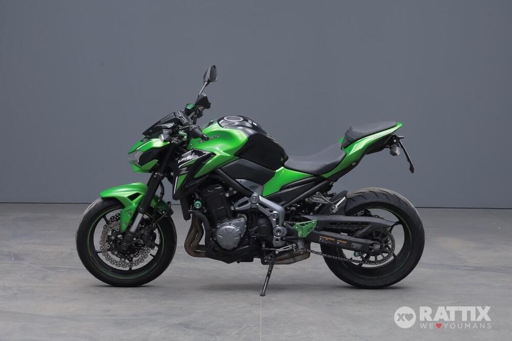 Kawasaki Z 900 (2017 - 18) (4)