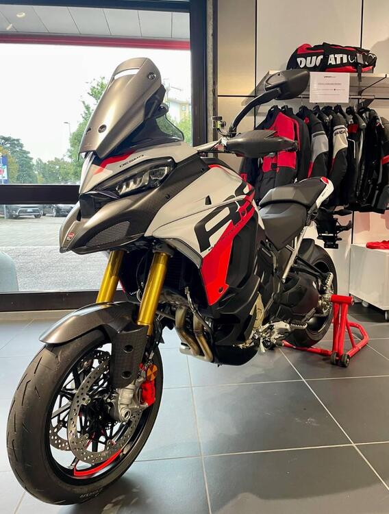 Ducati Multistrada V4 RS (2024) (3)