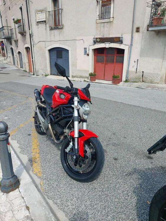 Ducati Monster 696 Plus (2007 - 14) (5)