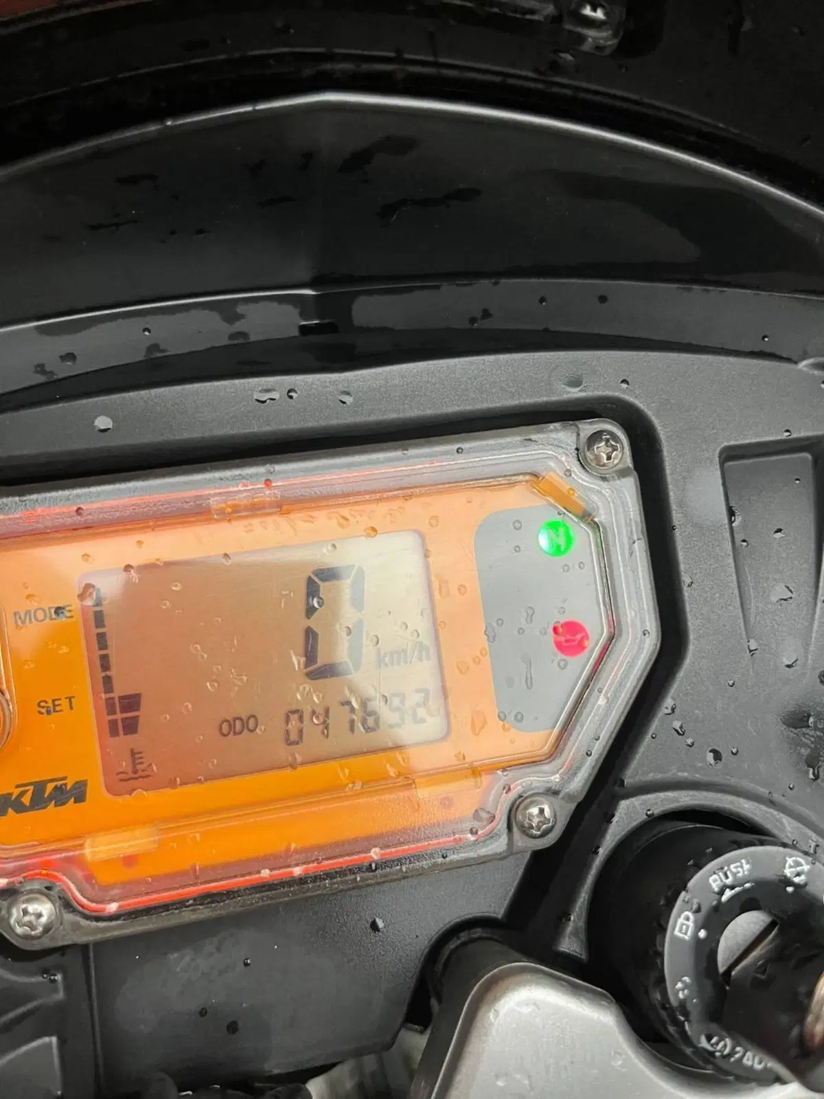 KTM 950 Supermoto (2006 - 08) (3)