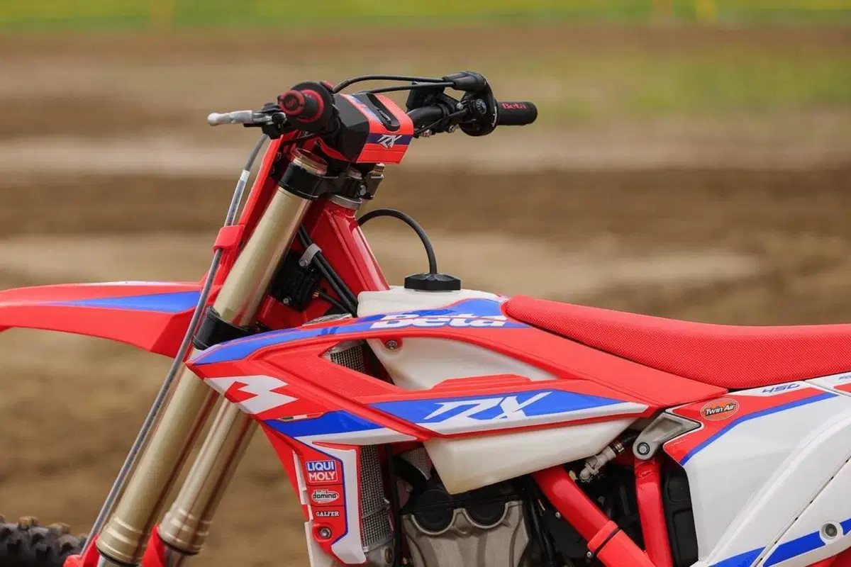 300 due tempi o 450 quattro tempi? Questo è il dilemma! Comparativa Beta RX MX1  (6)