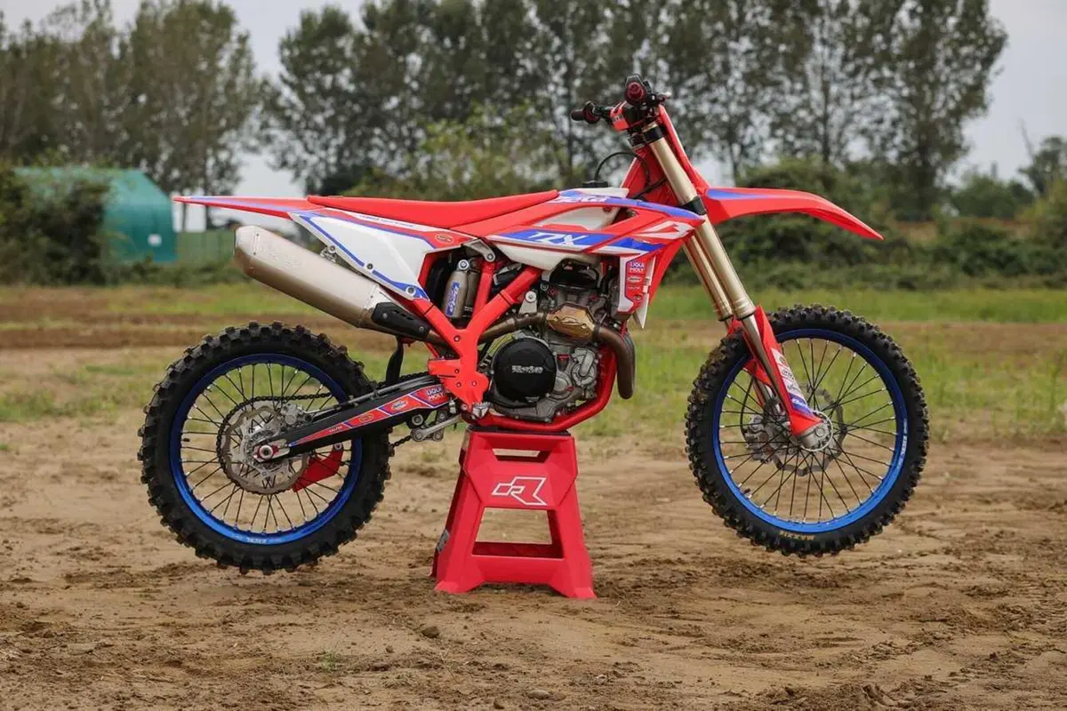 300 due tempi o 450 quattro tempi? Questo è il dilemma! Comparativa Beta RX MX1  (7)