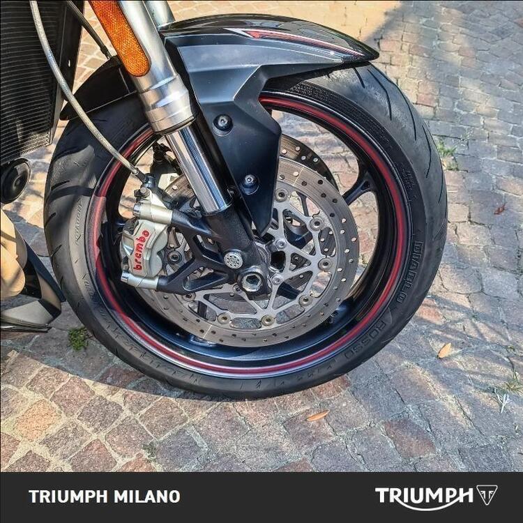 Triumph Street Triple RS (2017 - 19) (4)