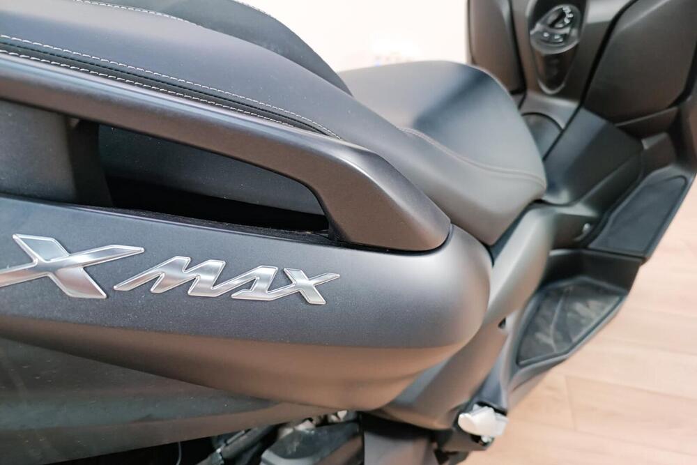 Yamaha X-Max 125 Tech Max (2020) (4)