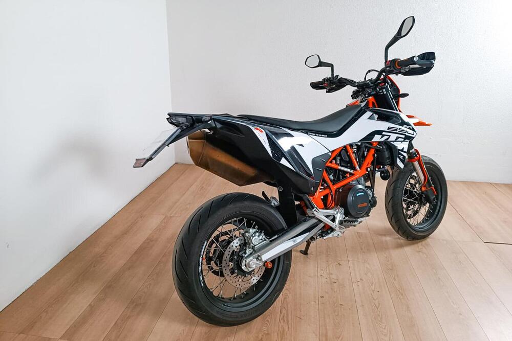 KTM 690 SMC R (2012 -17) (3)