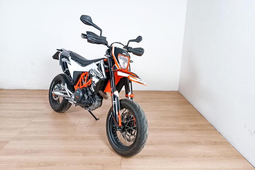 KTM 690 SMC R (2012 -17) (2)