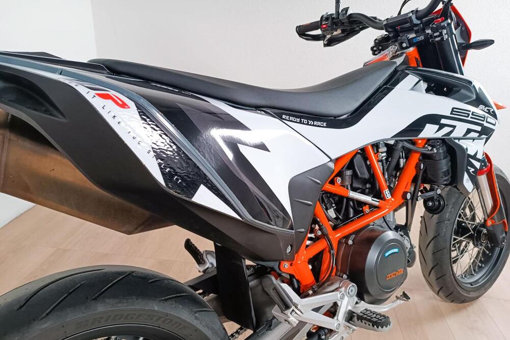 KTM 690 SMC R (2012 -17) (4)