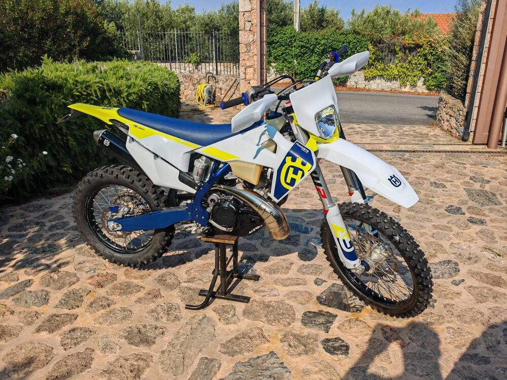 Husqvarna TE 300i (2023) (3)