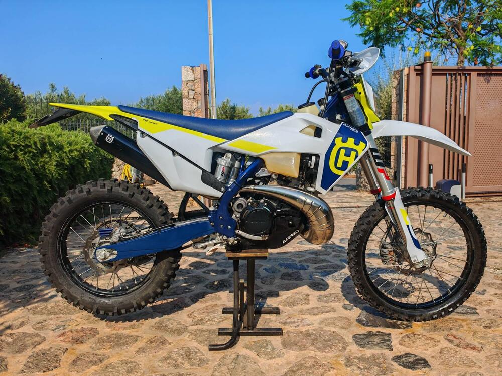 Husqvarna TE 300i (2023)