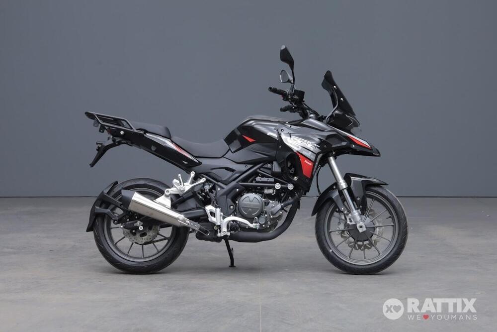 Benelli TRK 251 (2022 - 24) (5)