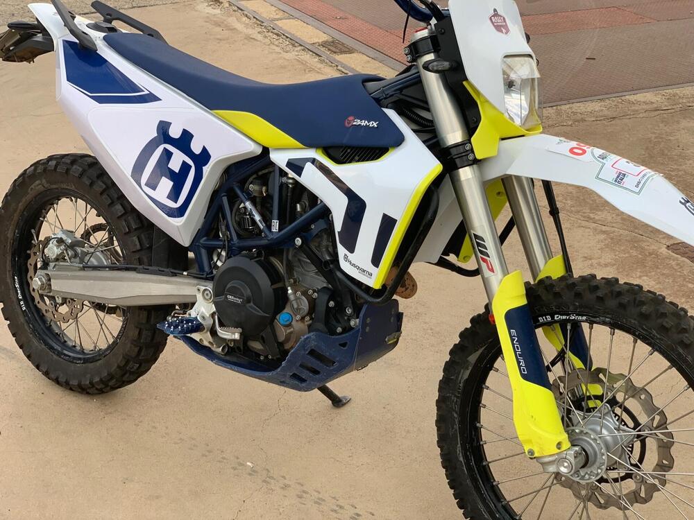 Husqvarna 701 Enduro (2022) (3)