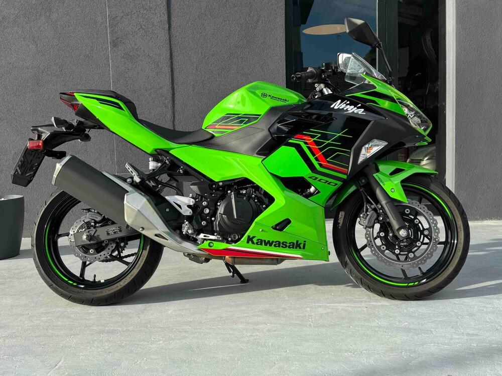 Kawasaki Ninja 400 (2023)