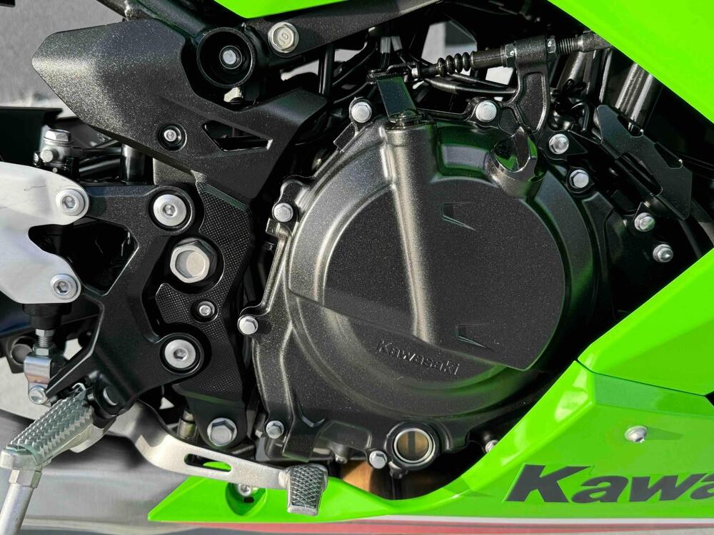 Kawasaki Ninja 400 (2023) (5)