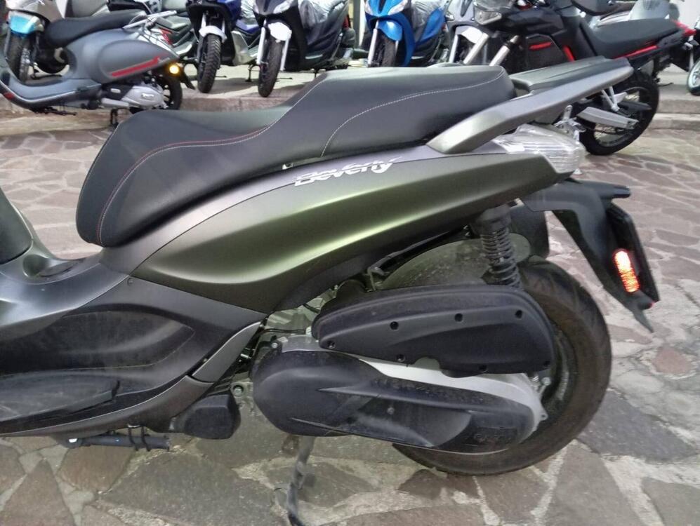 Piaggio Beverly 350 S ABS (2019 - 20) (3)