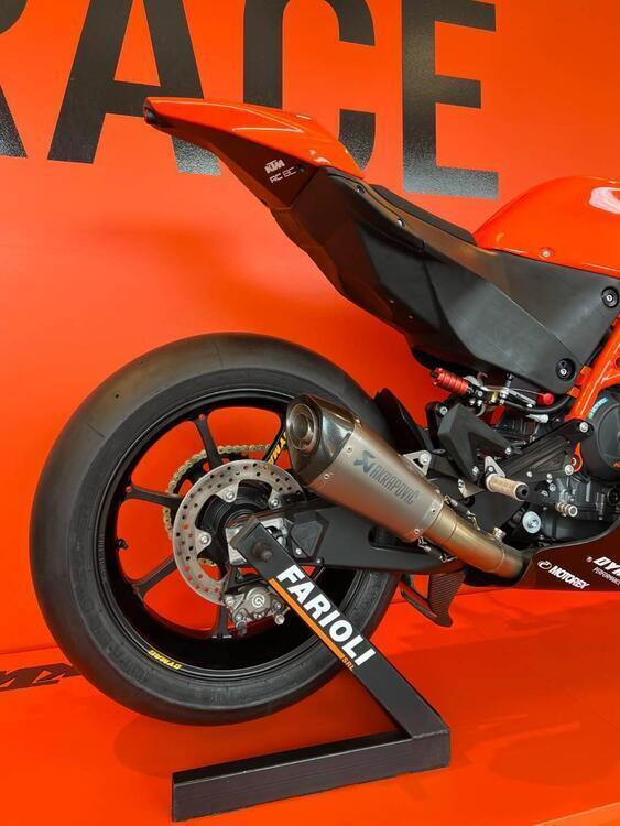 KTM RC 8C 890 (2021 - 22) (5)