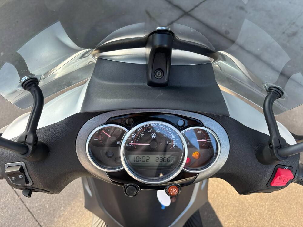 Piaggio Beverly 350 S ABS (2019 - 20) (2)