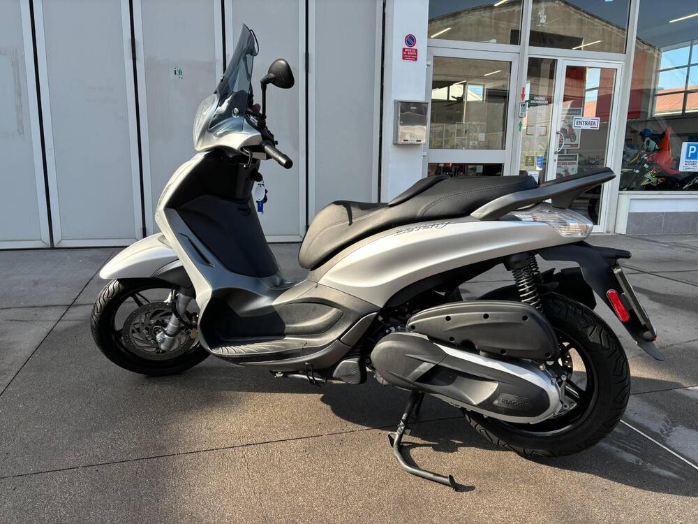 Piaggio Beverly 350 S ABS (2019 - 20) (3)