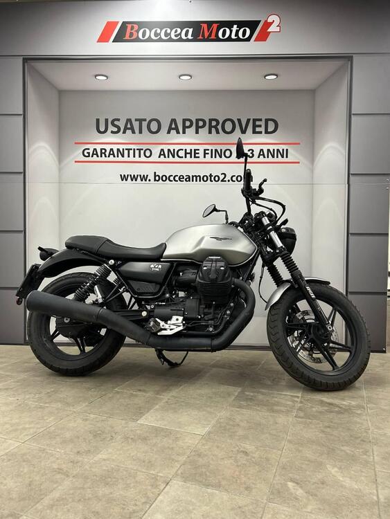 Moto Guzzi V7 Stone (2021 - 24)