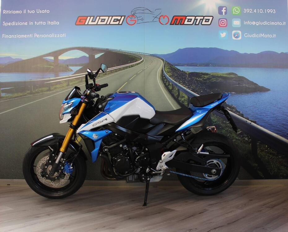 Suzuki GSR 750 SP (2015) (3)