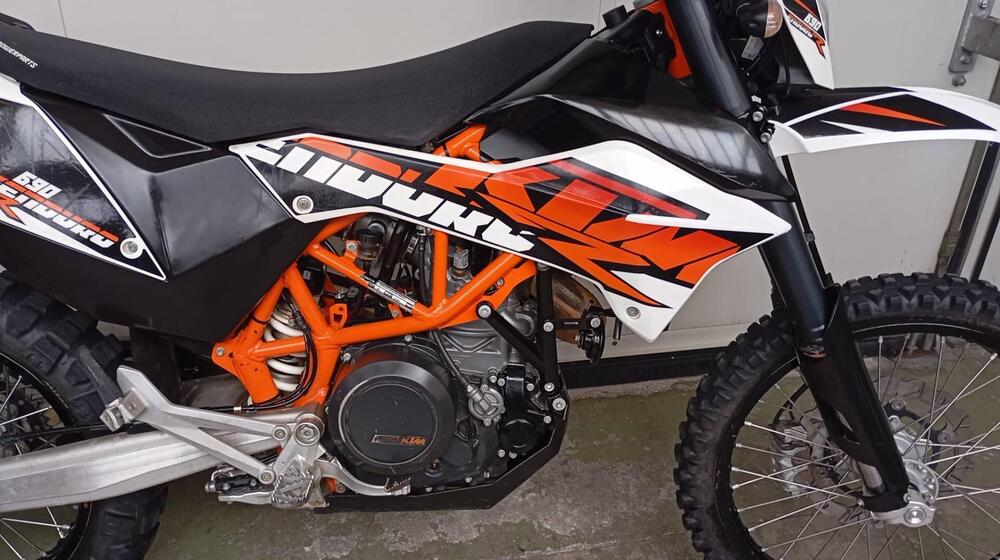 KTM 690 Enduro R (2012 - 17) (3)