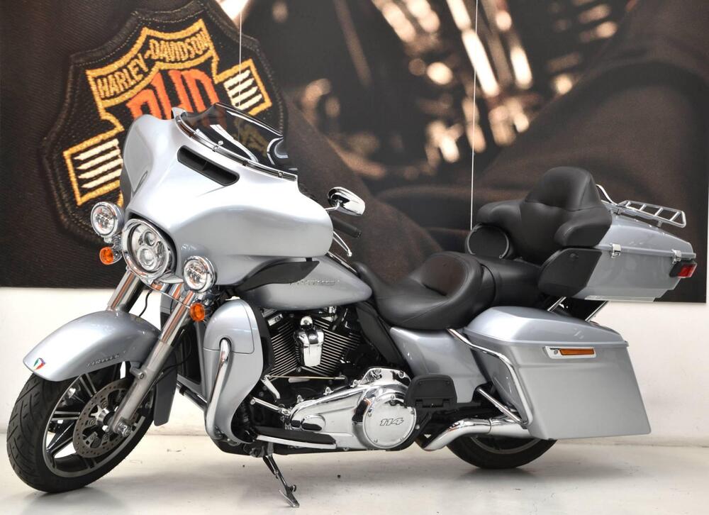 Harley-Davidson 114 Electra Glide Ultra Limited (2020) - FLHTK (2)