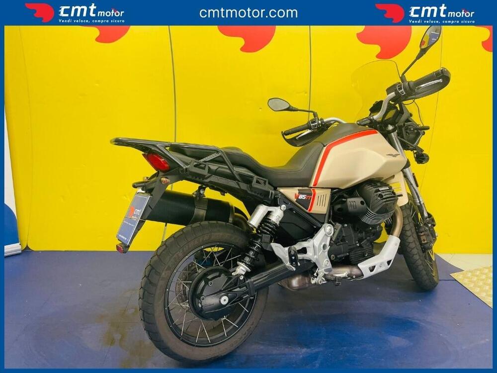 Moto Guzzi V85 TT (2021 - 23) (4)