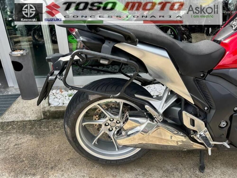 Honda VFR 1200 F DCT ABS (2010 - 16) (5)