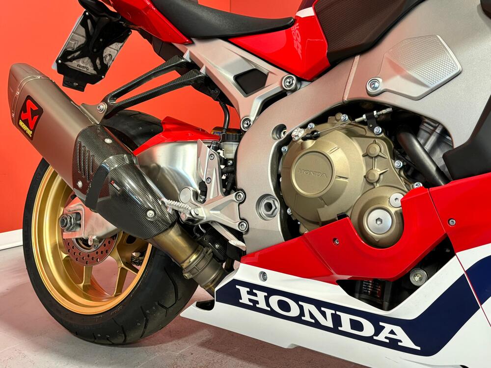 Honda CBR 1000 RR Fireblade (2017 - 19) (3)