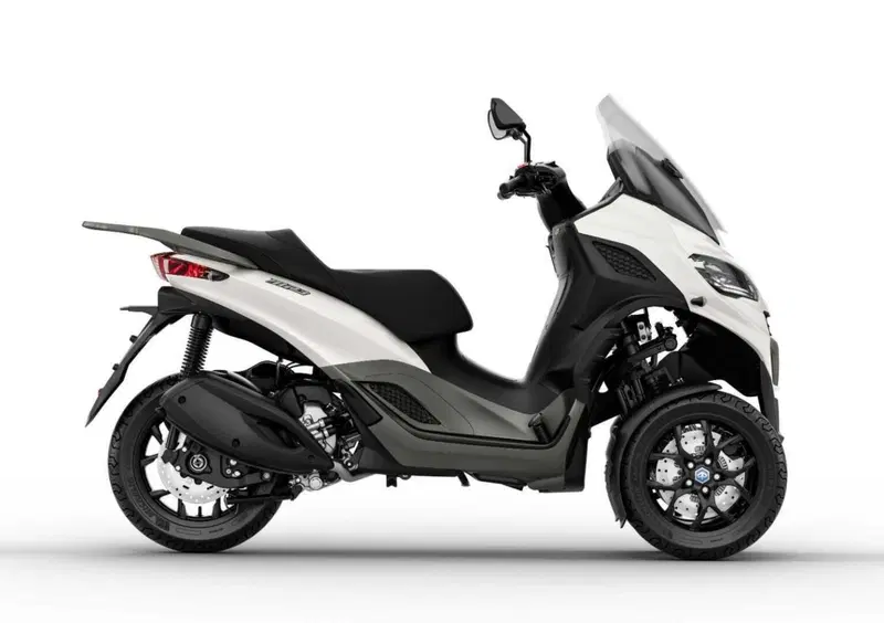 Piaggio MP3 310 MP3 310 (2025 - 26) (2)