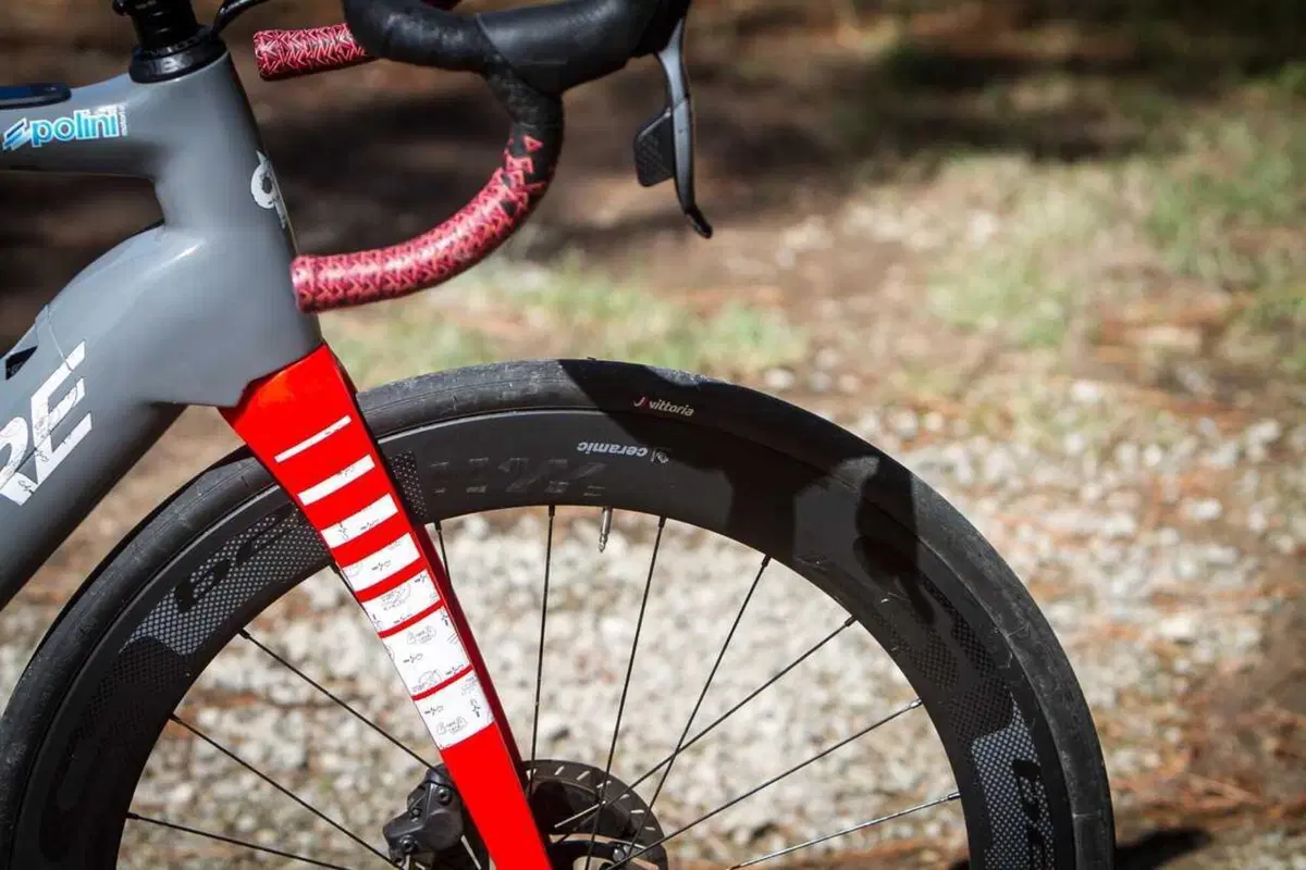 Il futuro delle road bikes? Proviamo la E-K99 di Park Pre [VIDEO] (9)