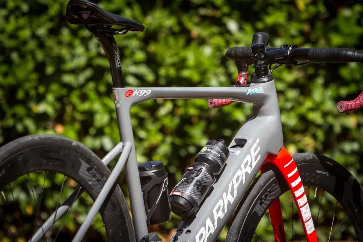 Il futuro delle road bikes? Proviamo la E-K99 di Park Pre [VIDEO] (10)