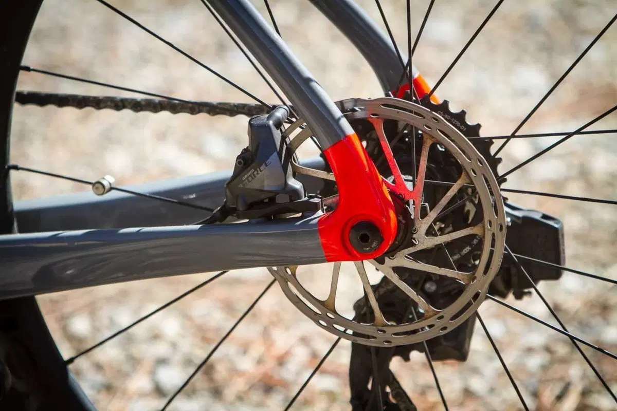 Il futuro delle road bikes? Proviamo la E-K99 di Park Pre [VIDEO] (12)