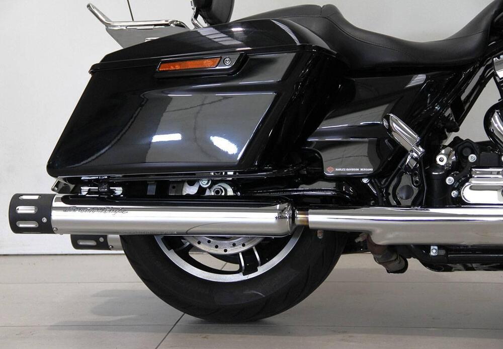 Harley-Davidson 1690 Street Glide (2011 - 13) - FLHX (3)